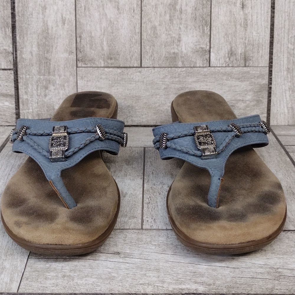 Woman's sandals